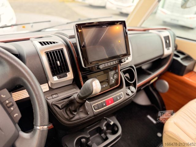 Integrētais kemperis CARTHAGO Chic E-Line I 49 LE  *Festbett-Automatik-AHK*