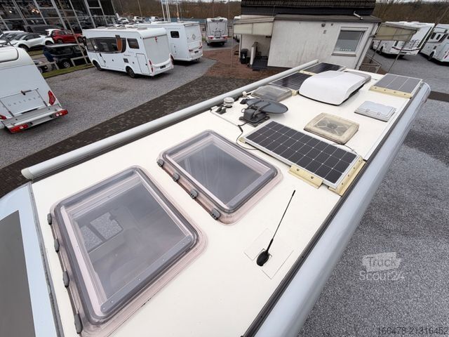 Integrētais kemperis CARTHAGO Chic E-Line I 49 LE  *Festbett-Automatik-AHK*