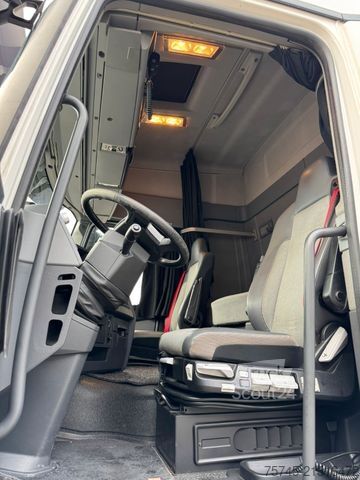 Camion porte-caisses amovibles RENAULT T 460 * LBW * 2 X TANK * RETARDER * GERMAN TRUCK