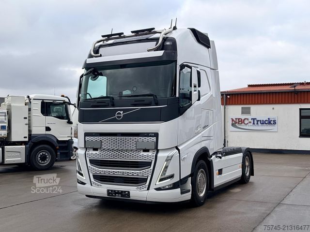 Tractor estándar VOLVO FH 500 * I SAVE * ACC * XL * I COOL * LED