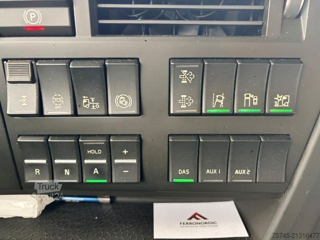 Tractor estándar VOLVO FH 500 * I SAVE * ACC * XL * I COOL * LED