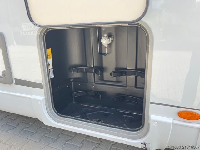Half-integraal camper BÜRSTNER Lyseo TD 727 G