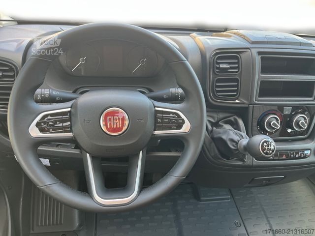 Half-integraal camper BÜRSTNER Lyseo TD 727 G