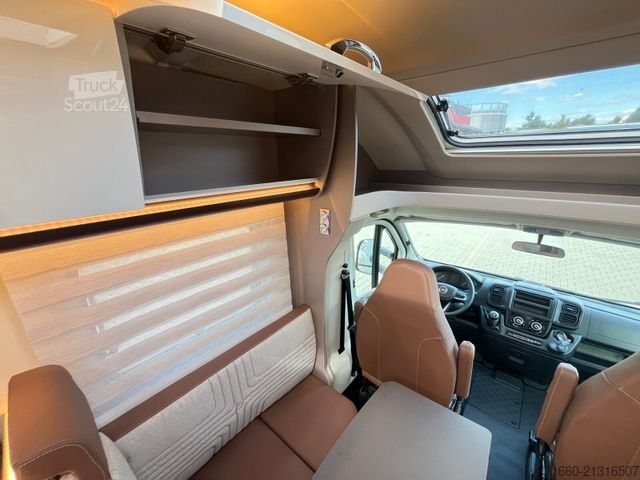 Half-integraal camper BÜRSTNER Lyseo TD 727 G