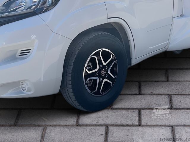 Half-integraal camper BÜRSTNER Lyseo TD 690 G 180 PS - Automatik