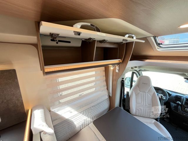 Half-integraal camper BÜRSTNER Lyseo TD 690 G 180 PS - Automatik