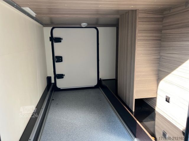 Integriertes Wohnmobil BÜRSTNER Lyseo I 690 G *Automatik*LED*Harmony Line*