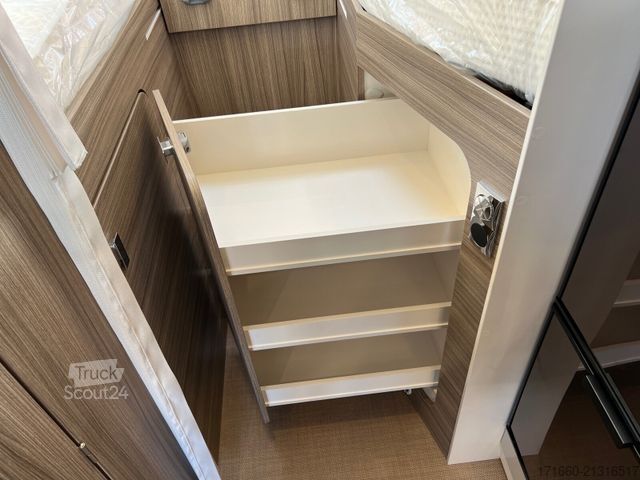 Integriertes Wohnmobil BÜRSTNER Lyseo I 690 G *Automatik*LED*Harmony Line*