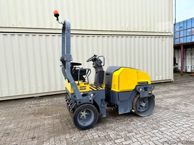 Rolo de tambor único DYNAPAC CC1200C Kombiwalze / 2016 BJ / 965 Stunden