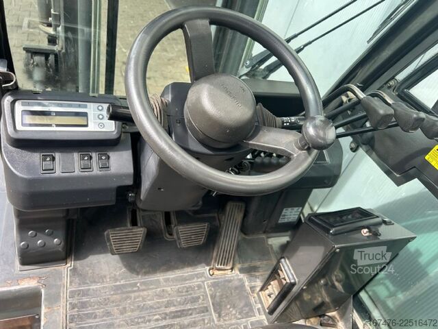 Frontstapler Nissan YG1D2A300