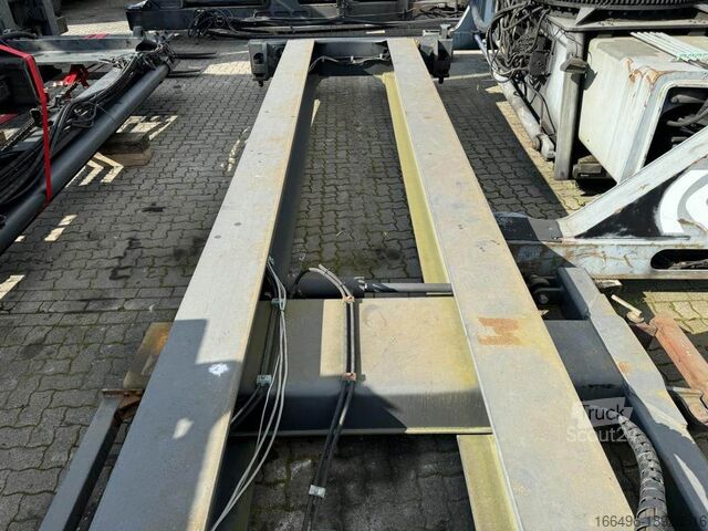 Nakládací a vykládací stroj Elme 340-3093