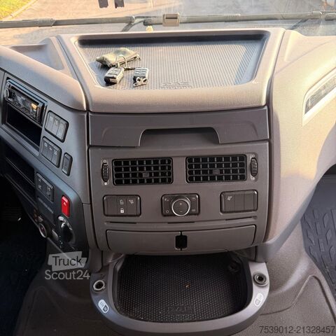 Camión portacoches DAF XF 480 FT + LOHR 300 2008