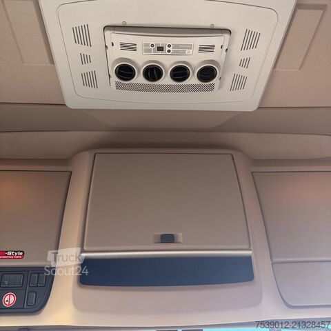 Camión portacoches DAF XF 480 FT + LOHR 300 2008