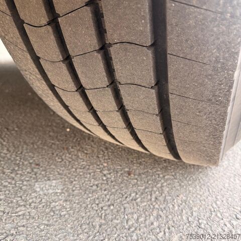 Camión portacoches DAF XF 480 FT + LOHR 300 2008