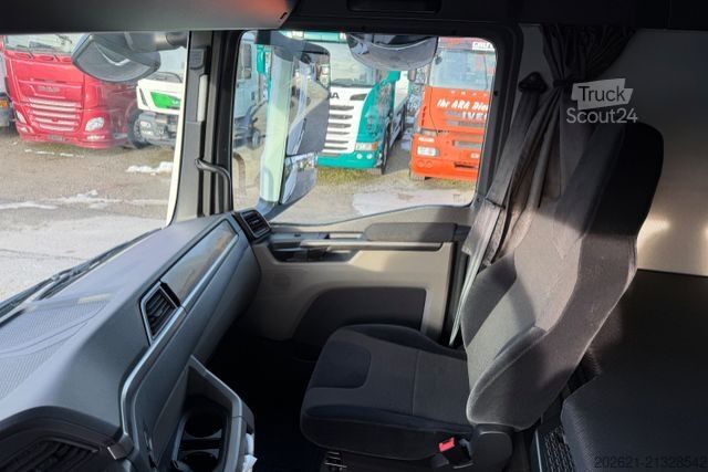 Tracteur routier standard MAN TGX 18.470 4x2