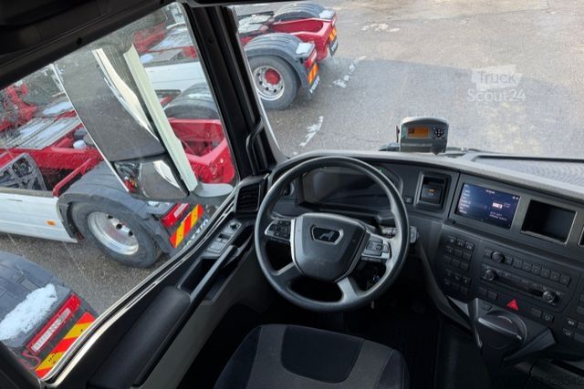 Tracteur routier standard MAN TGX 18.470 4x2