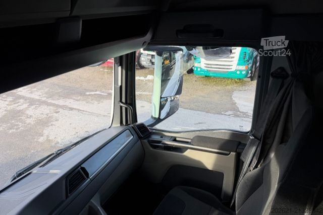 Tracteur routier standard MAN TGX 18.470 4x2