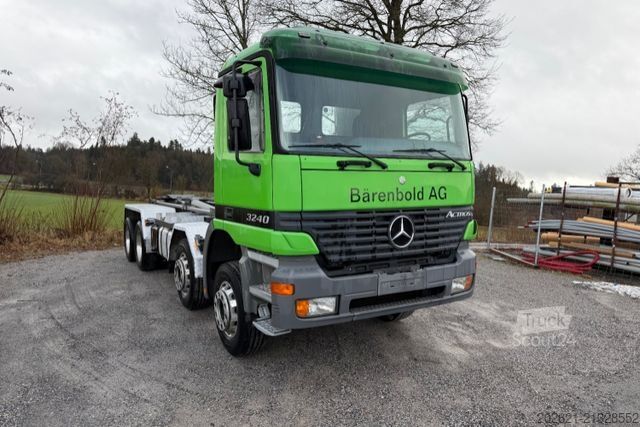 Hakowiec MERCEDES-BENZ Actros 3240 8x4 TRÖSCH