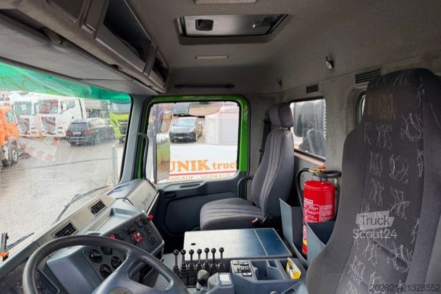 Hakowiec MERCEDES-BENZ Actros 3240 8x4 TRÖSCH