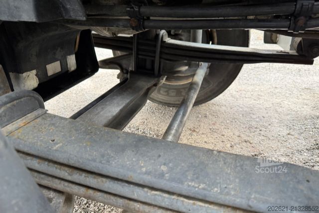 Hakowiec MERCEDES-BENZ Actros 3240 8x4 TRÖSCH