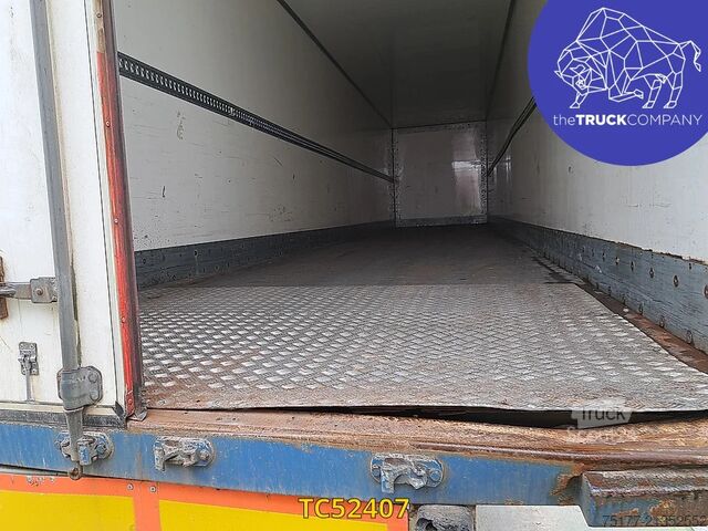 Transport af containere Fruehauf 