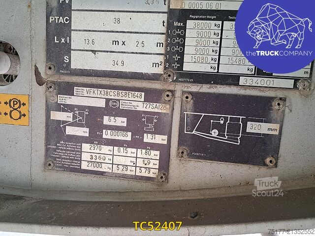 Transport af containere Fruehauf 