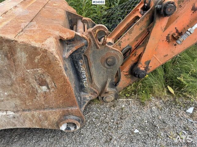 Goseniški bager Daewoo SL220LC-V Excavator with Tooth Bucket