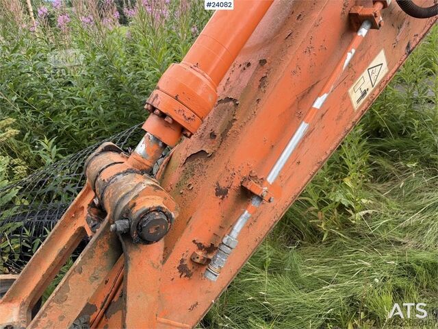 Goseniški bager Daewoo SL220LC-V Excavator with Tooth Bucket