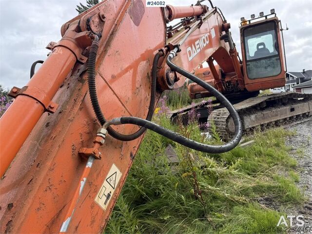 Goseniški bager Daewoo SL220LC-V Excavator with Tooth Bucket