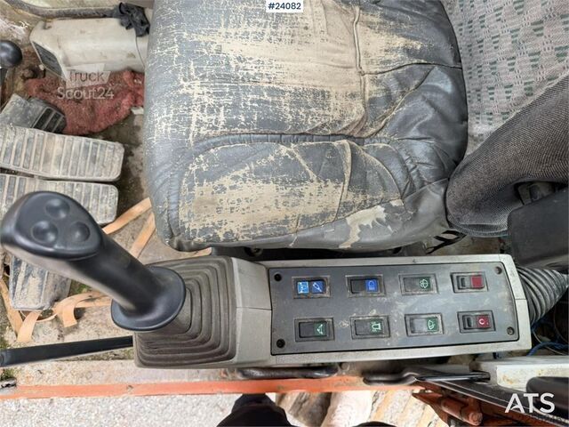 Goseniški bager Daewoo SL220LC-V Excavator with Tooth Bucket