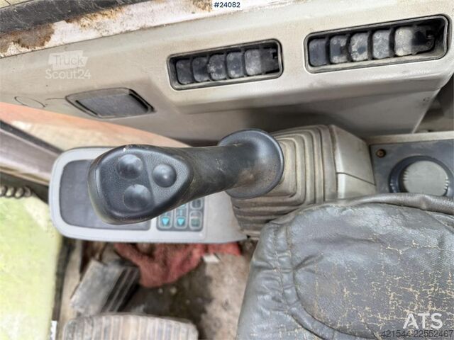Goseniški bager Daewoo SL220LC-V Excavator with Tooth Bucket