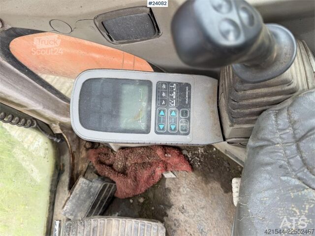 Goseniški bager Daewoo SL220LC-V Excavator with Tooth Bucket