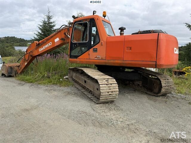 Goseniški bager Daewoo SL220LC-V Excavator with Tooth Bucket