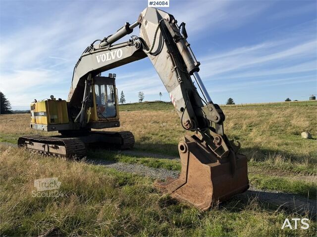  Volvo EC230 Excavator with Tooth Bucket WATCH VIDEO