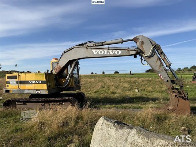  Volvo EC230 Excavator with Tooth Bucket WATCH VIDEO