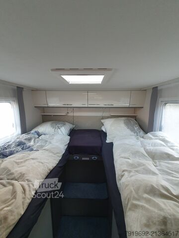 Half-integraal camper Etrusco T 7300 SB