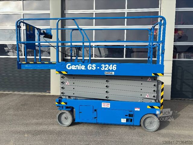 Pont élévateur à ciseaux Genie GS 3246 - 11,60m Scherenarbeitsbühne *Akku neu*