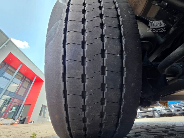 Рефрижераторний вантажівка MAN TGX 24.420 6X2-2 LL-U | Intarder | Xenon