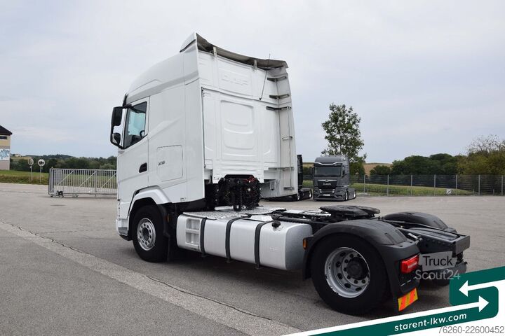 Standard dragbil DAF XG 480 Intarder ACC Standklima 1.465L Tank LED