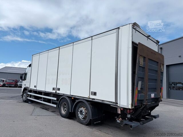 Фургон (вантажний автомобіль) VOLVO FM 330 6x2*4 Side opening 8.7 m