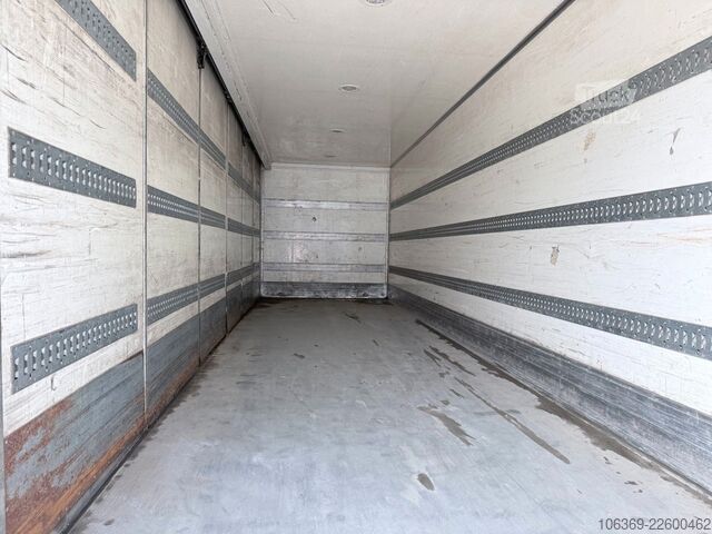 Фургон (вантажний автомобіль) VOLVO FM 330 6x2*4 Side opening 8.7 m