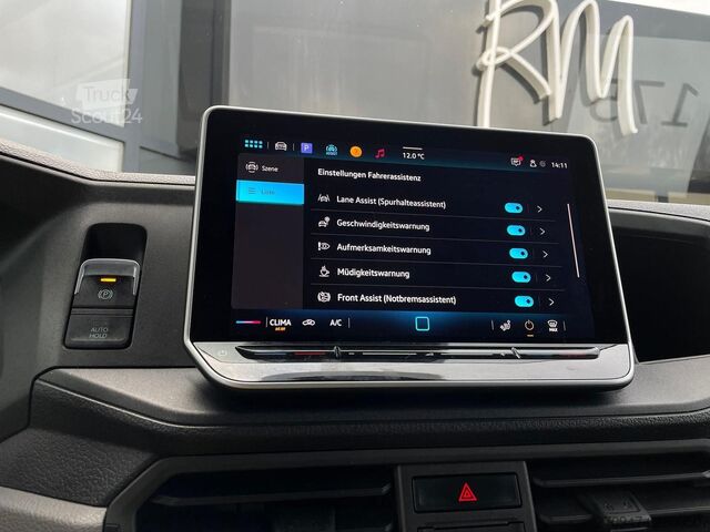 High top van VW Crafter Kasten 35 L4H3 NAV RFK äden