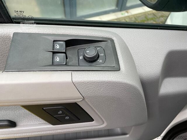 High top van VW Crafter Kasten 35 L4H3 NAV RFK äden
