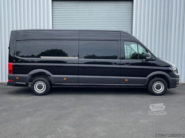 High top van VW Crafter Kasten 35 L4H3 AHK RFK äden