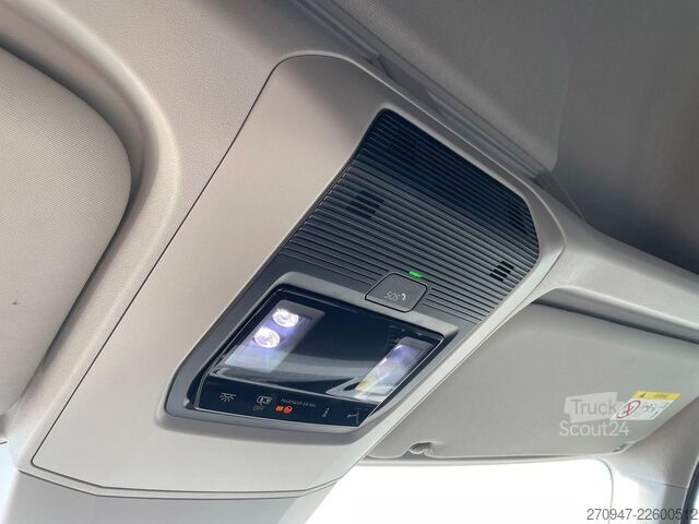 High top van VW Crafter Kasten 35 L4H3 AHK RFK äden