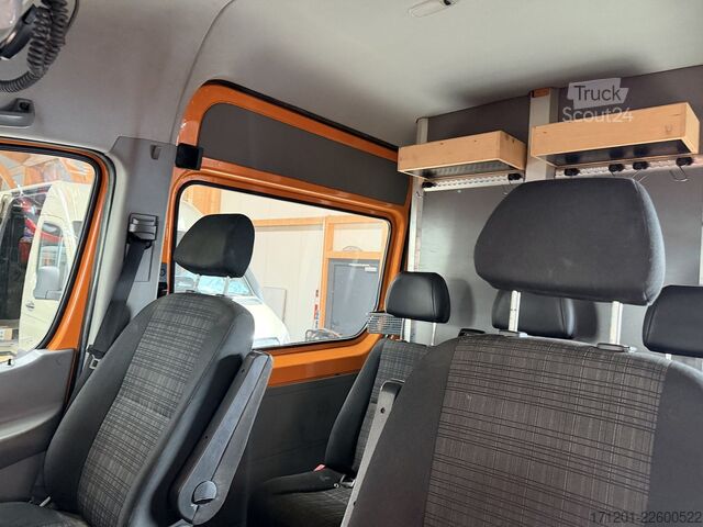 Kombi z visokim stropom MERCEDES-BENZ Sprinter 316 CDI 4x4 Allrad 5-Sitzer