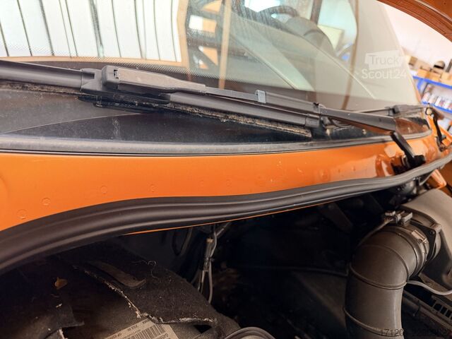 Kombi z visokim stropom MERCEDES-BENZ Sprinter 316 CDI 4x4 Allrad 5-Sitzer