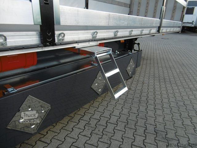 Frigorifik yarı römork  BRF Thermoschiepeplanen-Sattel