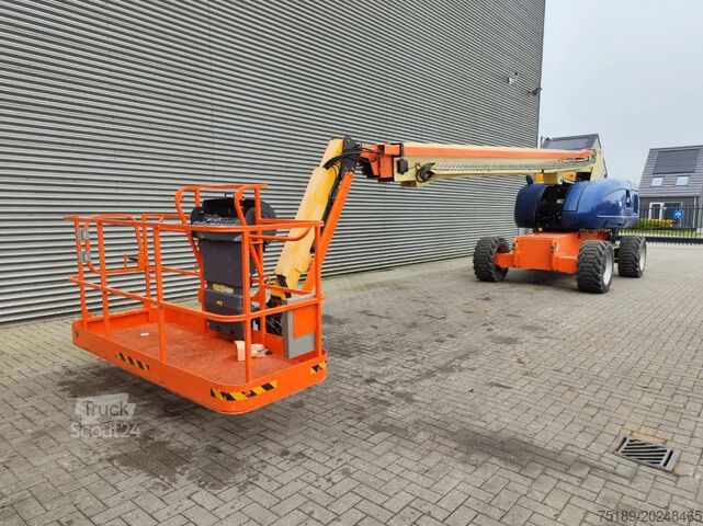 Teleskopska platforma JLG 860 SJ