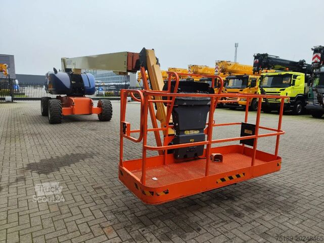 Teleskopska platforma JLG 860 SJ